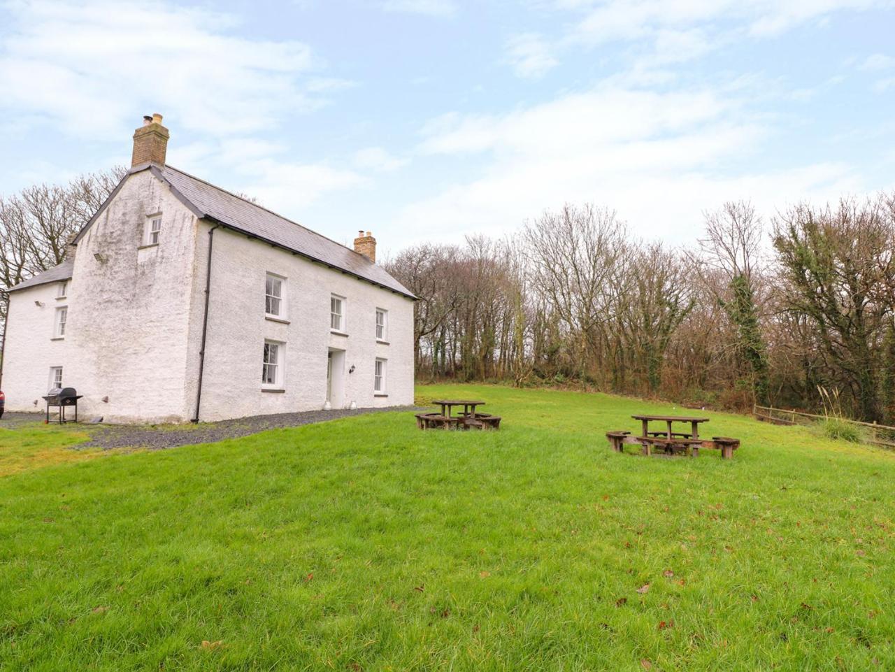 Llwyncadfor Farm Vila Llangunllo Exterior foto